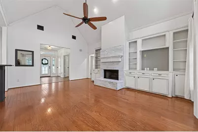 9072 Grand Lake Estates Drive, Montgomery, TX 77316 - Photo 13