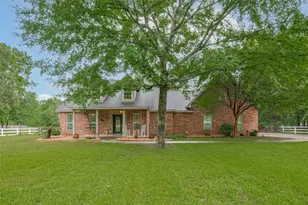 9072 Grand Lake Estates Dr, Montgomery, TX 77316 - Photo 1