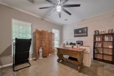 9072 Grand Lake Estates Drive, Montgomery, TX 77316 - Photo 5