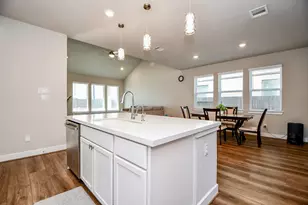 8310 Magnolia Bay Ct, Richmond, TX 77407 - Photo 9