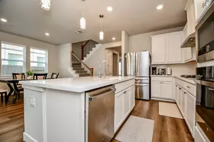 8310 Magnolia Bay Ct, Richmond, TX 77407 - Photo 7
