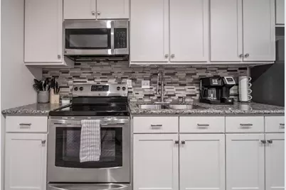 5721 Sylvia Drive, Galveston, TX 77551 - Photo 9