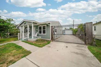 5721 Sylvia Drive, Galveston, TX 77551 - Photo 1