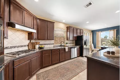 9422 Emerald Lakes Drive, Rosharon, TX 77583 - Photo 5