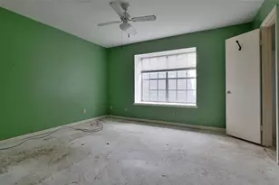 9025 Gaylord Dr, Houston, TX 77024 - Photo 9