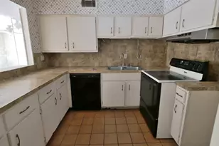 9025 Gaylord Dr, Houston, TX 77024 - Photo 7