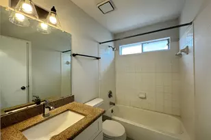 11914 Marburg Dr, Houston, TX 77066 - Photo 9
