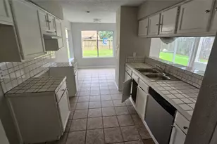 23827 Red Sky Dr, Spring, TX 77373 - Photo 7