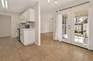 15507 Rio Del Sol Dr, Houston, TX 77083 - Photo 9