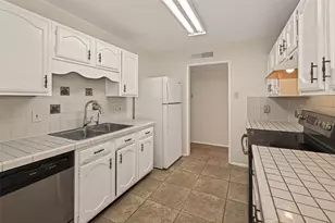 15507 Rio Del Sol Dr, Houston, TX 77083 - Photo 11