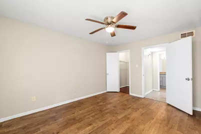 9350 Country Creek Drive #52, Houston, TX 77036 - Photo 21