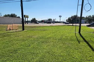 1301 N Avenue H, Freeport, TX 77541 - Photo 27