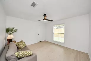 11906 Pebble Rock Dr, Houston, TX 77077 - Photo 27