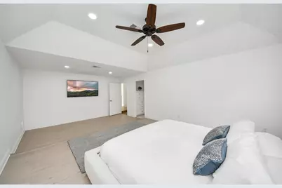 11906 Pebble Rock Drive, Houston, TX 77077 - Photo 13