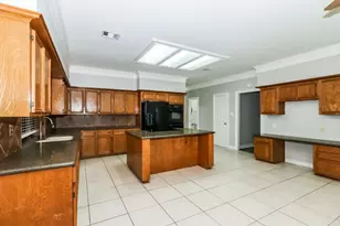 2657 Concord Dr, League City, TX 77573 - Photo 9