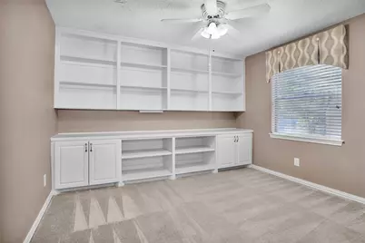 2715 Sandy Lake Drive, Kingwood, TX 77339 - Photo 25