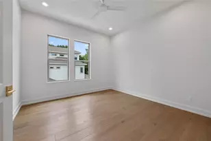 515 W 33rd St, Houston, TX 77018 - Photo 33