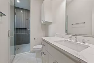 515 W 33rd St, Houston, TX 77018 - Photo 35