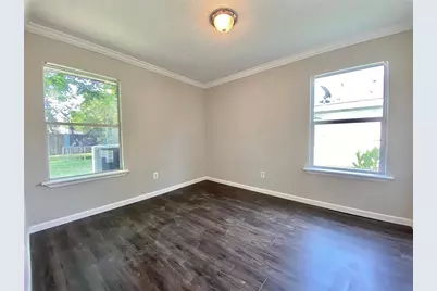 8626 Greiner Drive, Houston, TX 77080 - Photo 15