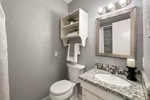 16915 Tibet Rd, Friendswood, TX 77546 - Photo 19