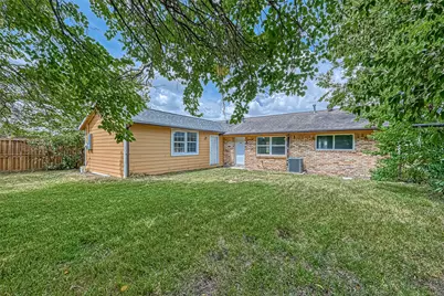 5606 Elm Springs Drive, Houston, TX 77048 - Photo 19