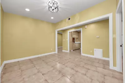 5326 Heatherbrook Drive, Houston, TX 77045 - Photo 23
