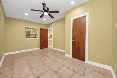 5326 Heatherbrook Drive, Houston, TX 77045 - Photo 25