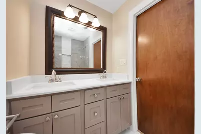 5326 Heatherbrook Drive, Houston, TX 77045 - Photo 31