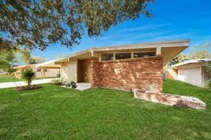 5326 Heatherbrook Dr, Houston, TX 77045 - Photo 3