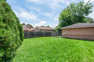 10827 Braes Forest Dr, Houston, TX 77071 - Photo 19