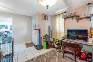 10827 Braes Forest Dr, Houston, TX 77071 - Photo 5