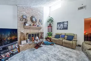 10827 Braes Forest Dr, Houston, TX 77071 - Photo 3