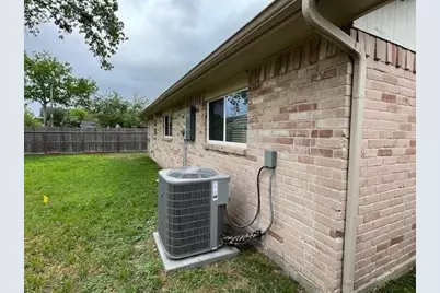 7502 Trabajo Drive, Houston, TX 77083 - Photo 27