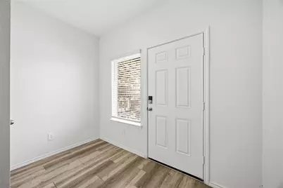 12219 Ridge River Lane, Houston, TX 77067 - Photo 11