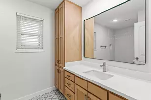 201 San Saba St, Richwood, TX 77531 - Photo 17
