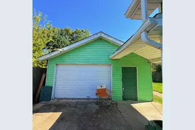 1312 13th Street, Port Arthur, TX 77640 - Photo 3