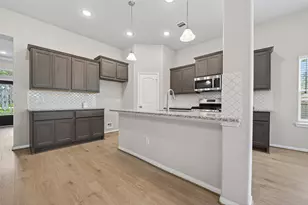 18203 Samie Nell Ct, Willis, TX 77378 - Photo 11