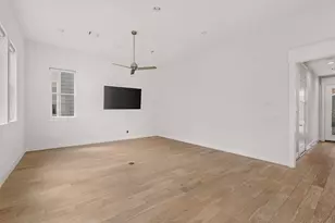 9820 Mocking Bird Hill Ln, Houston, TX 77080 - Photo 11
