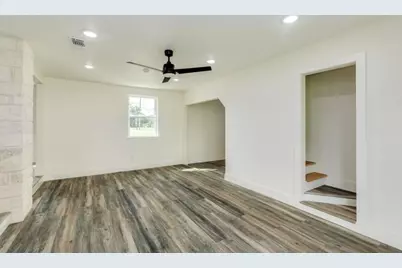 1200 Gifford Lane, Angleton, TX 77515 - Photo 17