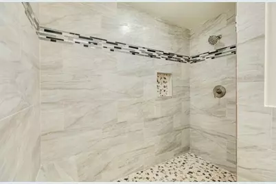 1200 Gifford Lane, Angleton, TX 77515 - Photo 21