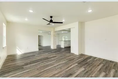 1200 Gifford Lane, Angleton, TX 77515 - Photo 11