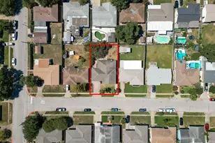 7210 Yucca Dr, Galveston, TX 77551 - Photo 43