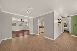 7210 Yucca Dr, Galveston, TX 77551 - Photo 19