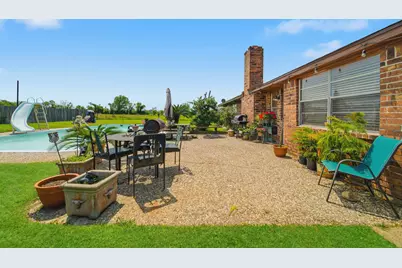 597 County Road 612, Dayton, TX 77535 - Photo 5