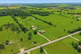 597 County Rd 612, Dayton, TX 77535 - Photo 9
