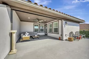 6 W Oaks Dr, Houston, TX 77058 - Photo 33