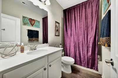 6 W Oaks Drive, Houston, TX 77058 - Photo 25