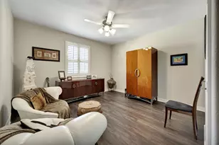 6 W Oaks Dr, Houston, TX 77058 - Photo 23