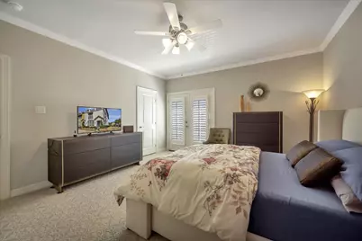 6 W Oaks Drive, Houston, TX 77058 - Photo 27