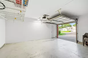 12800 Briar Forest Dr, Houston, TX 77077 - Photo 47